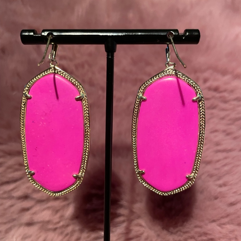 Kendra Scott Glam Rocks Deva Earrings in Hot Pink and Iridescent Drusy - Picture 7 of 8
